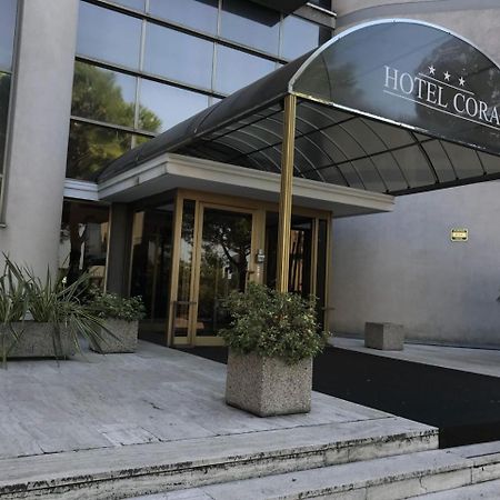 Hotel Cora Carate Brianza Exteriör bild